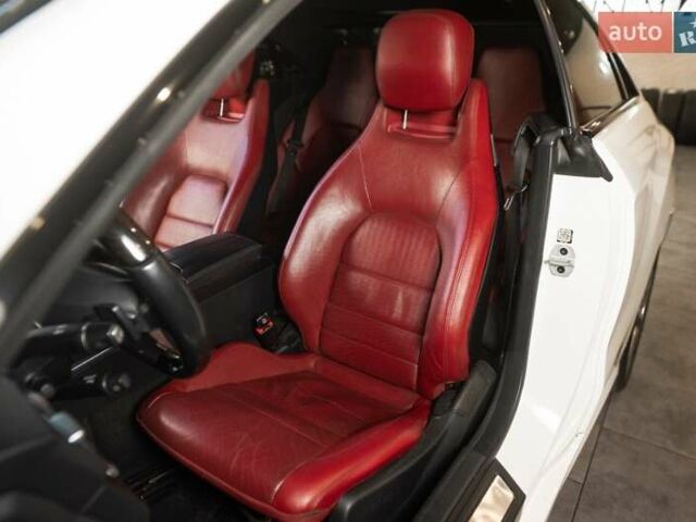 Белый Мерседес Е-Класс, объемом двигателя 3 л и пробегом 113 тыс. км за 27900 $, фото 32 на Automoto.ua