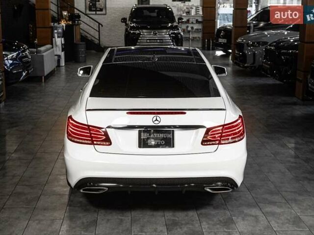 Белый Мерседес Е-Класс, объемом двигателя 3 л и пробегом 113 тыс. км за 27900 $, фото 29 на Automoto.ua