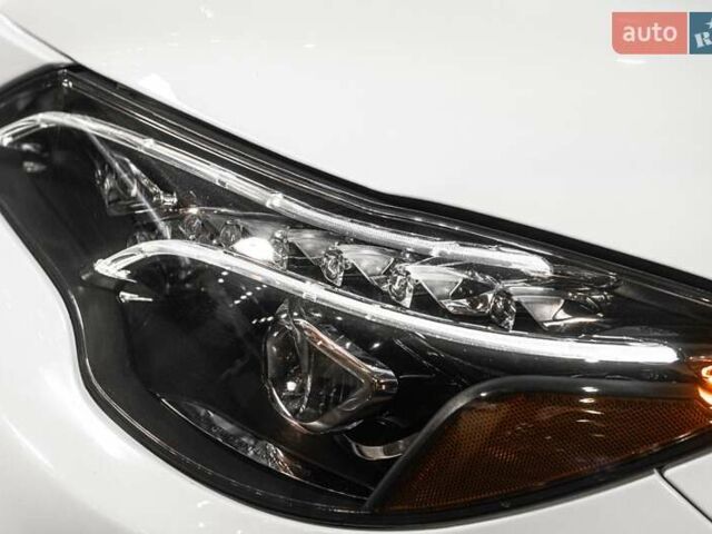 Белый Мерседес Е-Класс, объемом двигателя 3 л и пробегом 113 тыс. км за 27900 $, фото 10 на Automoto.ua