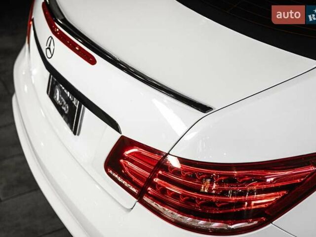 Белый Мерседес Е-Класс, объемом двигателя 3 л и пробегом 113 тыс. км за 27900 $, фото 38 на Automoto.ua