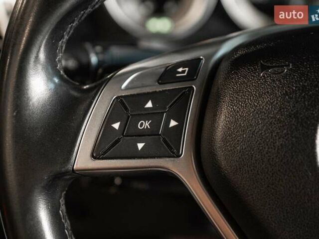 Белый Мерседес Е-Класс, объемом двигателя 3 л и пробегом 113 тыс. км за 27900 $, фото 53 на Automoto.ua