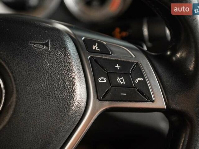 Белый Мерседес Е-Класс, объемом двигателя 3 л и пробегом 113 тыс. км за 27900 $, фото 52 на Automoto.ua