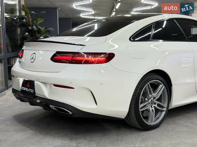 Белый Мерседес Е-Класс, объемом двигателя 3 л и пробегом 86 тыс. км за 32900 $, фото 16 на Automoto.ua