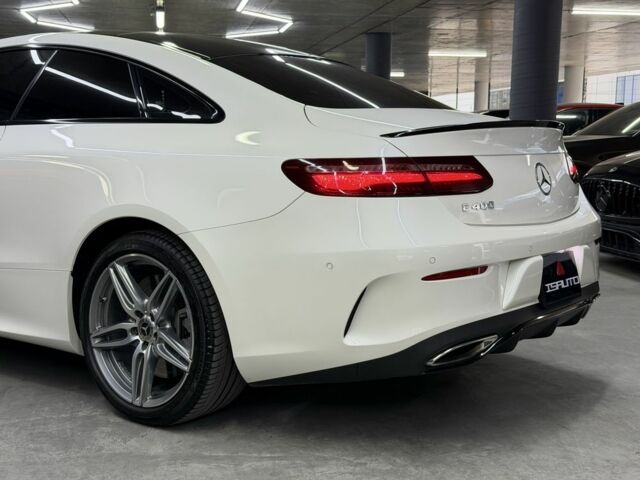 Белый Мерседес Е-Класс, объемом двигателя 3 л и пробегом 86 тыс. км за 32900 $, фото 15 на Automoto.ua