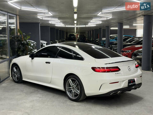 Белый Мерседес Е-Класс, объемом двигателя 3 л и пробегом 86 тыс. км за 32900 $, фото 9 на Automoto.ua
