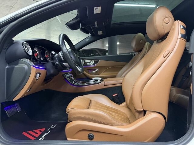 Белый Мерседес Е-Класс, объемом двигателя 3 л и пробегом 86 тыс. км за 32900 $, фото 16 на Automoto.ua