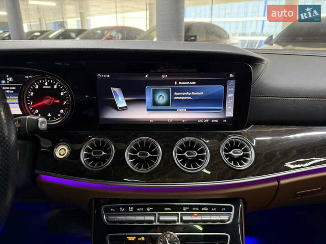 Белый Мерседес Е-Класс, объемом двигателя 3 л и пробегом 86 тыс. км за 32900 $, фото 23 на Automoto.ua