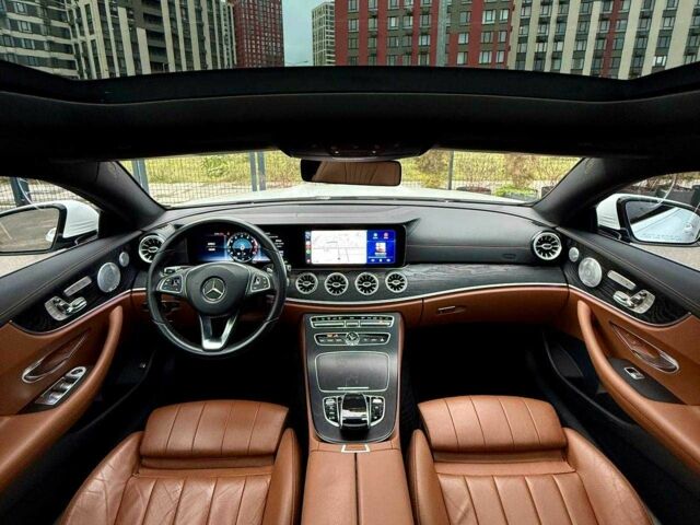 Белый Мерседес Е-Класс, объемом двигателя 3 л и пробегом 164 тыс. км за 31000 $, фото 14 на Automoto.ua