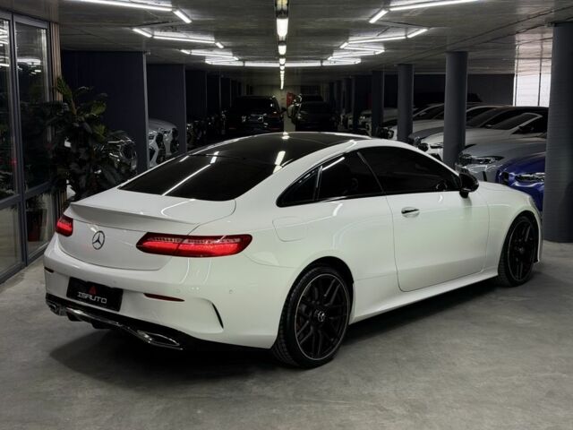 Білий Мерседес Е-Клас, об'ємом двигуна 3 л та пробігом 89 тис. км за 35900 $, фото 8 на Automoto.ua