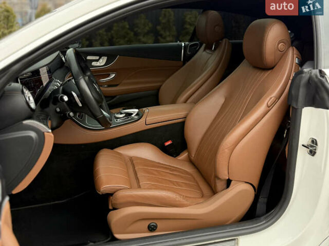 Білий Мерседес Е-Клас, об'ємом двигуна 3 л та пробігом 164 тис. км за 31000 $, фото 45 на Automoto.ua