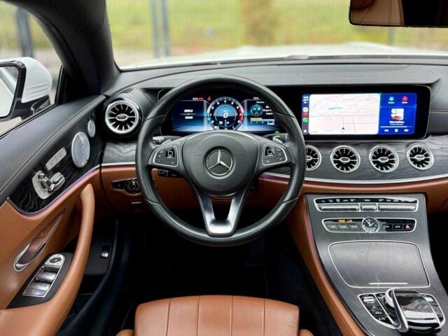 Белый Мерседес Е-Класс, объемом двигателя 3 л и пробегом 164 тыс. км за 31000 $, фото 9 на Automoto.ua