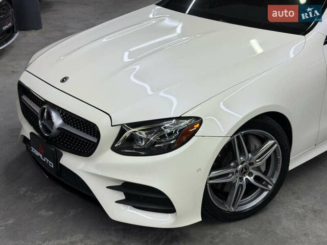 Белый Мерседес Е-Класс, объемом двигателя 3 л и пробегом 86 тыс. км за 32900 $, фото 7 на Automoto.ua