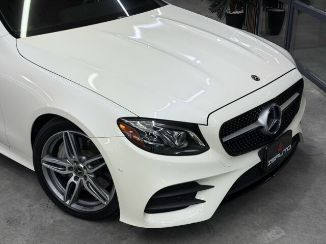 Белый Мерседес Е-Класс, объемом двигателя 3 л и пробегом 86 тыс. км за 32900 $, фото 1 на Automoto.ua