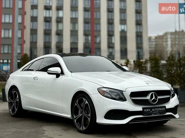 Білий Мерседес Е-Клас, об'ємом двигуна 3 л та пробігом 164 тис. км за 31000 $, фото 5 на Automoto.ua