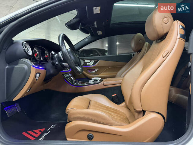 Белый Мерседес Е-Класс, объемом двигателя 3 л и пробегом 86 тыс. км за 32900 $, фото 20 на Automoto.ua