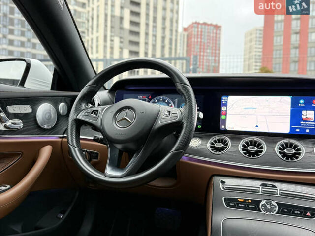 Білий Мерседес Е-Клас, об'ємом двигуна 3 л та пробігом 164 тис. км за 31000 $, фото 40 на Automoto.ua