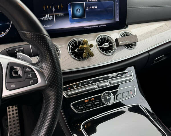 Белый Мерседес Е-Класс, объемом двигателя 2.99 л и пробегом 120 тыс. км за 37000 $, фото 25 на Automoto.ua