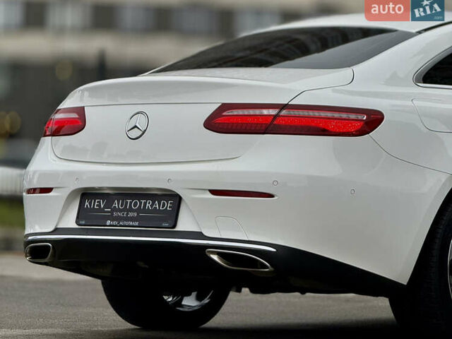 Білий Мерседес Е-Клас, об'ємом двигуна 3 л та пробігом 164 тис. км за 31000 $, фото 18 на Automoto.ua