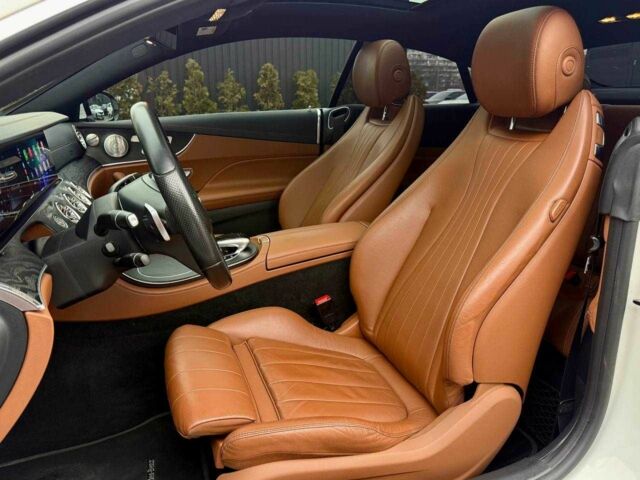 Белый Мерседес Е-Класс, объемом двигателя 3 л и пробегом 164 тыс. км за 31000 $, фото 10 на Automoto.ua