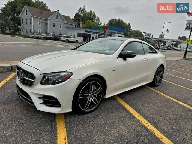 Белый Мерседес Е-Класс, объемом двигателя 2.99 л и пробегом 83 тыс. км за 9900 $, фото 1 на Automoto.ua
