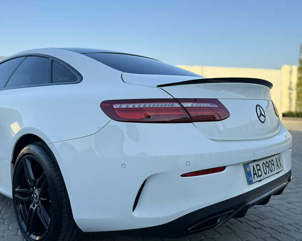 Білий Мерседес Е-Клас, об'ємом двигуна 1.95 л та пробігом 149 тис. км за 37000 $, фото 23 на Automoto.ua