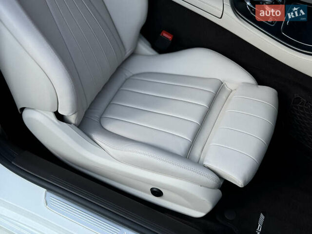 Белый Мерседес Е-Класс, объемом двигателя 2 л и пробегом 64 тыс. км за 40500 $, фото 19 на Automoto.ua