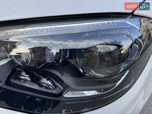 Белый Мерседес Е-Класс, объемом двигателя 3 л и пробегом 21 тыс. км за 74500 $, фото 23 на Automoto.ua