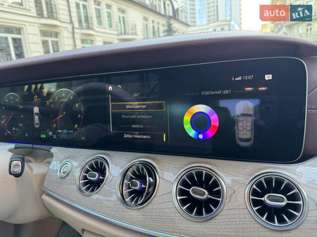 Белый Мерседес Е-Класс, объемом двигателя 3 л и пробегом 21 тыс. км за 74500 $, фото 48 на Automoto.ua