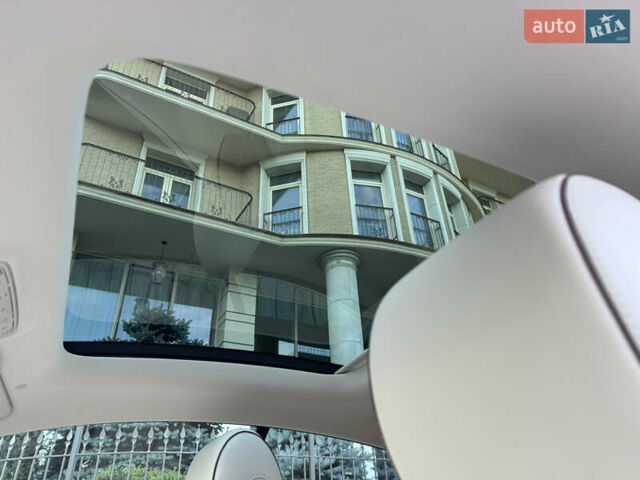 Белый Мерседес Е-Класс, объемом двигателя 3 л и пробегом 21 тыс. км за 74500 $, фото 56 на Automoto.ua