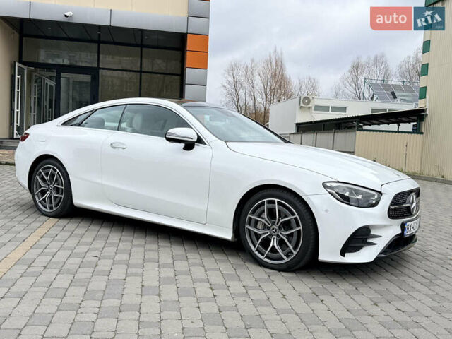 Белый Мерседес Е-Класс, объемом двигателя 3 л и пробегом 72 тыс. км за 61500 $, фото 20 на Automoto.ua