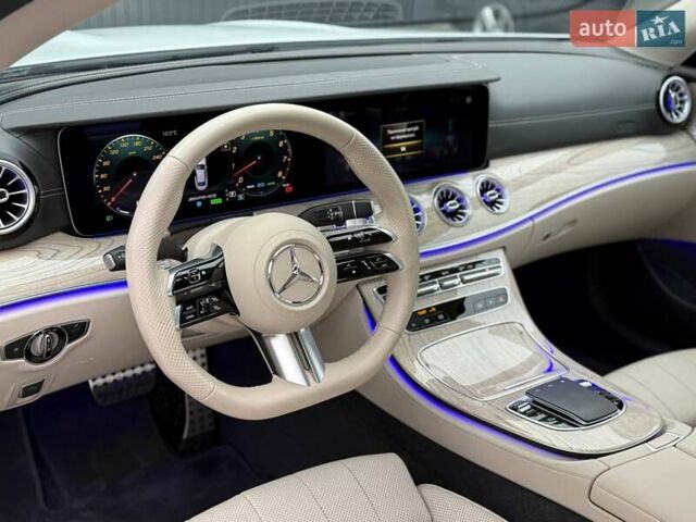Білий Мерседес Е-Клас, об'ємом двигуна 3 л та пробігом 74 тис. км за 59999 $, фото 21 на Automoto.ua