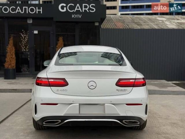 Білий Мерседес Е-Клас, об'ємом двигуна 3 л та пробігом 74 тис. км за 59999 $, фото 4 на Automoto.ua