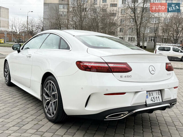 Белый Мерседес Е-Класс, объемом двигателя 3 л и пробегом 72 тыс. км за 61500 $, фото 9 на Automoto.ua