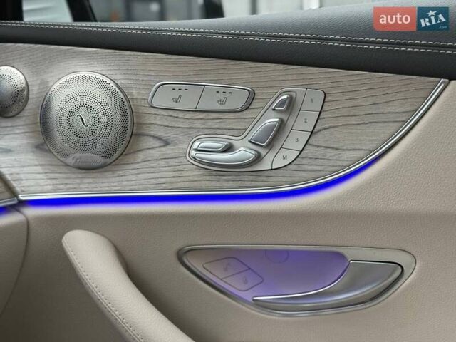 Білий Мерседес Е-Клас, об'ємом двигуна 3 л та пробігом 74 тис. км за 59999 $, фото 34 на Automoto.ua