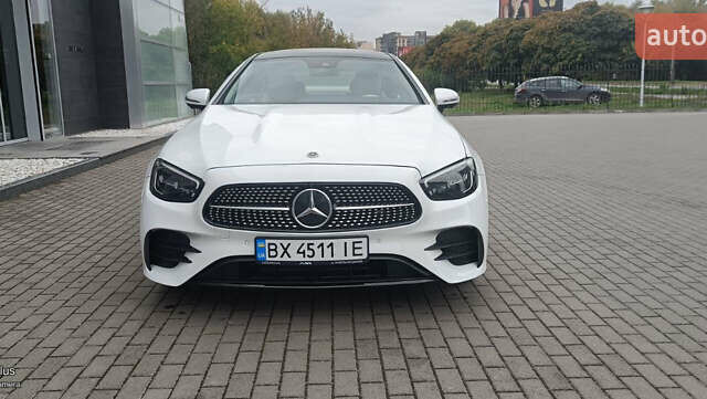 Білий Мерседес Е-Клас, об'ємом двигуна 3 л та пробігом 72 тис. км за 63000 $, фото 1 на Automoto.ua