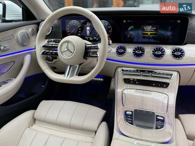 Білий Мерседес Е-Клас, об'ємом двигуна 3 л та пробігом 74 тис. км за 59999 $, фото 29 на Automoto.ua