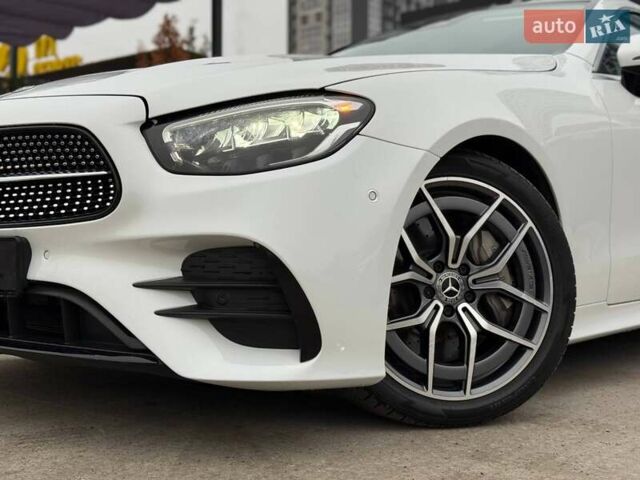 Білий Мерседес Е-Клас, об'ємом двигуна 3 л та пробігом 74 тис. км за 59999 $, фото 9 на Automoto.ua