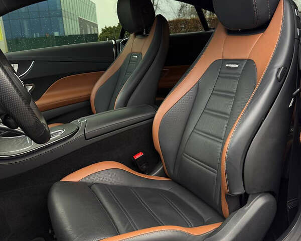 Белый Мерседес Е-Класс, объемом двигателя 3 л и пробегом 68 тыс. км за 73900 $, фото 10 на Automoto.ua