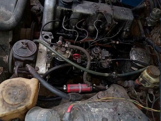 Білий Мерседес Е-Клас, об'ємом двигуна 2 л та пробігом 253 тис. км за 500 $, фото 5 на Automoto.ua