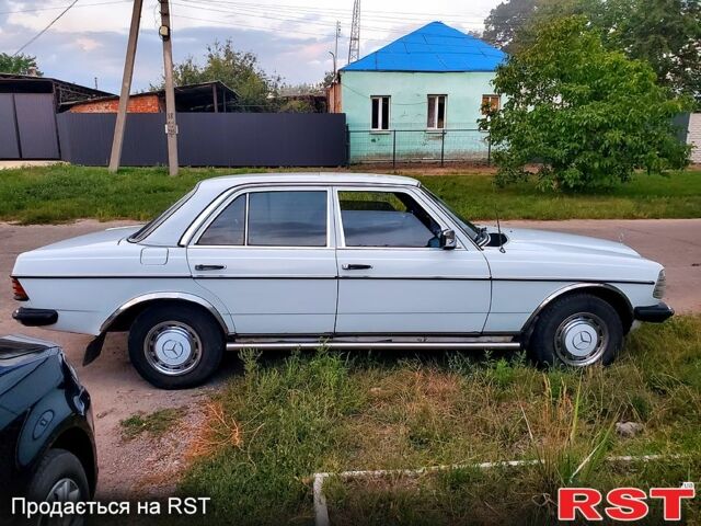 Білий Мерседес Е-Клас, об'ємом двигуна 2.4 л та пробігом 0 тис. км за 1800 $, фото 2 на Automoto.ua