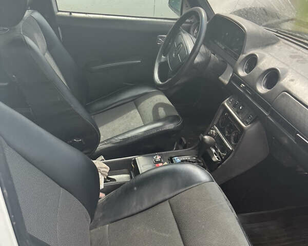 Білий Мерседес Е-Клас, об'ємом двигуна 2.4 л та пробігом 178 тис. км за 2800 $, фото 12 на Automoto.ua