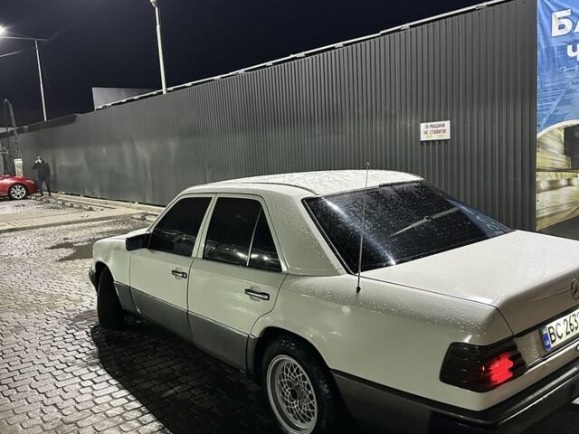 Білий Мерседес Е-Клас, об'ємом двигуна 2.3 л та пробігом 610 тис. км за 2000 $, фото 2 на Automoto.ua