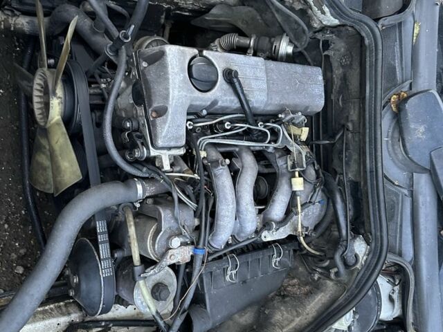 Білий Мерседес Е-Клас, об'ємом двигуна 2.4 л та пробігом 500 тис. км за 1000 $, фото 12 на Automoto.ua