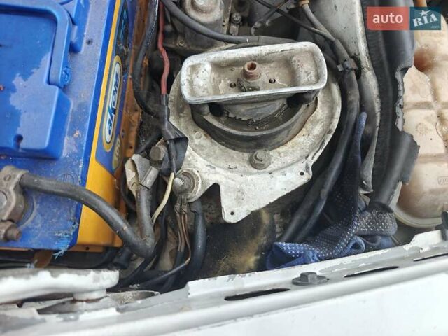 Білий Мерседес Е-Клас, об'ємом двигуна 3 л та пробігом 400 тис. км за 2750 $, фото 21 на Automoto.ua