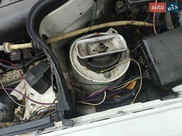 Білий Мерседес Е-Клас, об'ємом двигуна 3 л та пробігом 400 тис. км за 2750 $, фото 20 на Automoto.ua