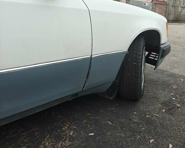 Білий Мерседес Е-Клас, об'ємом двигуна 3 л та пробігом 400 тис. км за 2750 $, фото 25 на Automoto.ua