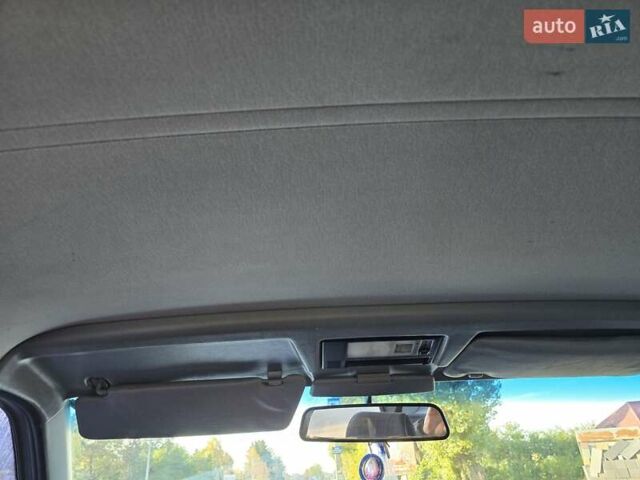 Білий Мерседес Е-Клас, об'ємом двигуна 2 л та пробігом 171 тис. км за 2500 $, фото 5 на Automoto.ua