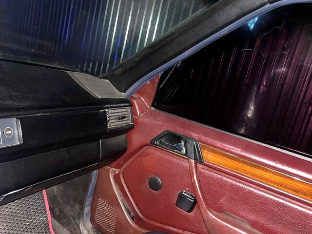 Белый Мерседес Е-Класс, объемом двигателя 3 л и пробегом 530 тыс. км за 1500 $, фото 6 на Automoto.ua