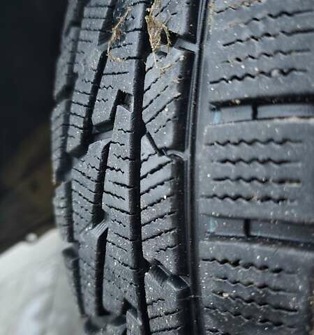 Белый Мерседес Е-Класс, объемом двигателя 2 л и пробегом 357 тыс. км за 1700 $, фото 14 на Automoto.ua