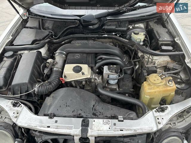 Білий Мерседес Е-Клас, об'ємом двигуна 2.16 л та пробігом 470 тис. км за 3000 $, фото 17 на Automoto.ua